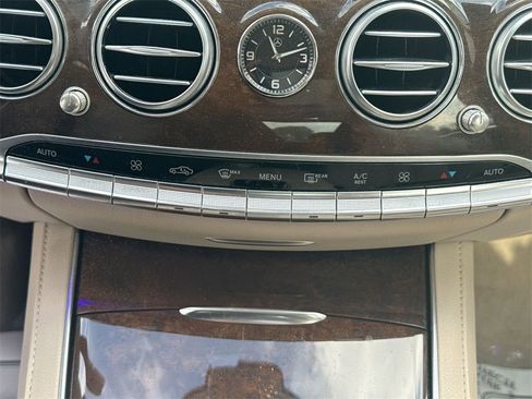 Used 2016 Mercedes-Benz S 550 Sedan image 24