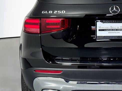 New 2026 Mercedes-Benz GLB 250 image 14