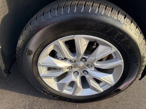 Used 2022 Chevrolet Silverado 1500 Custom image 11