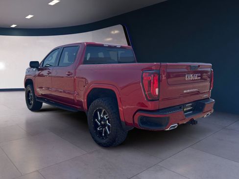 Used 2025 GMC Sierra 1500 AT4 w/ AT4 Premium Package AWD/4WD image 3