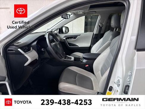 Certified 2021 Toyota RAV4 Limited AWD/4WD image 17