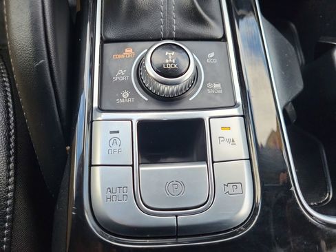 Used 2024 Kia Telluride SX image 25