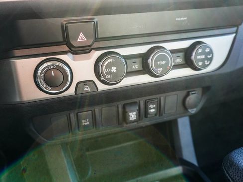 Used 2019 Toyota Tacoma SR5 image 24