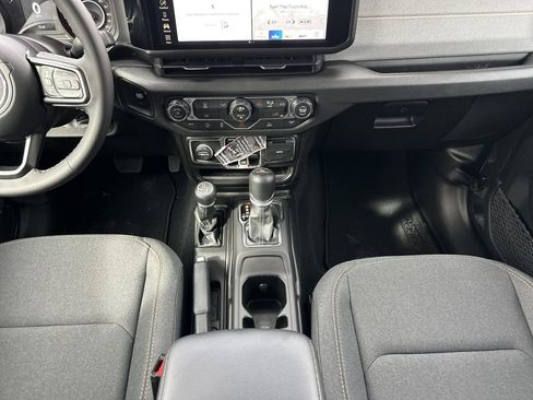 New 2026 Jeep Gladiator Sport image 13