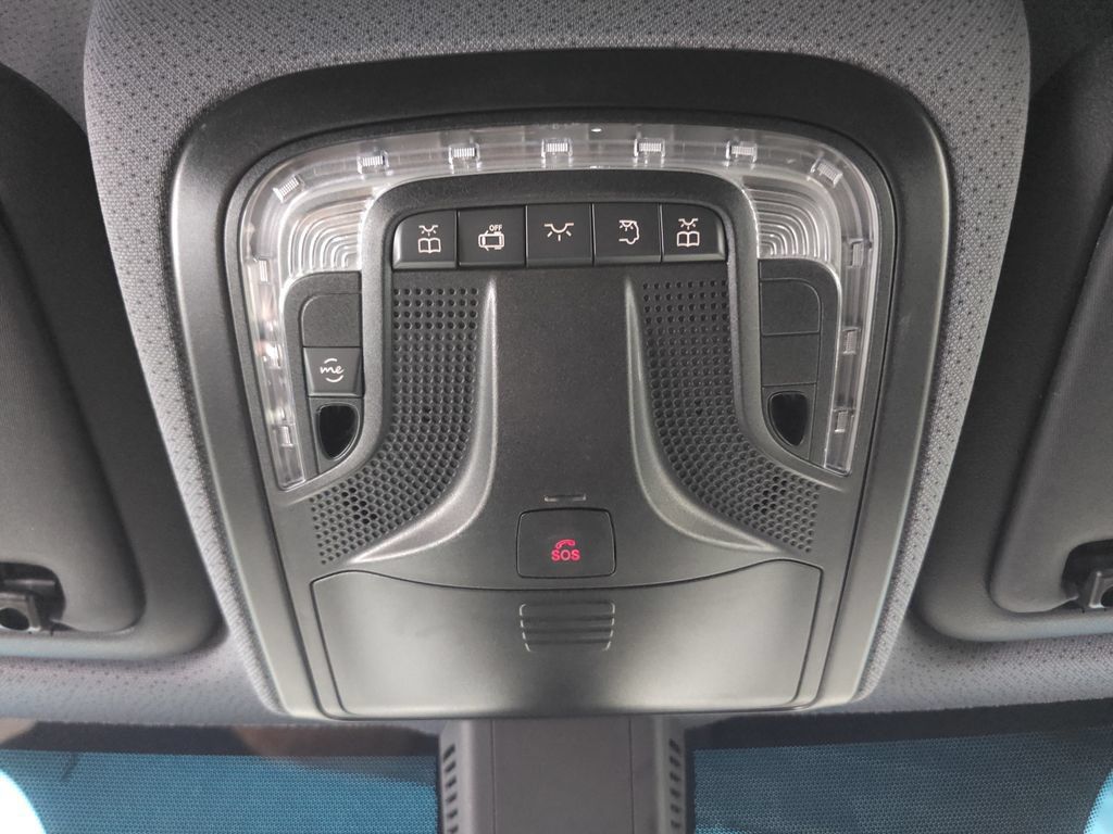 Used 2025 Mercedes-Benz Sprinter 2500 image 23