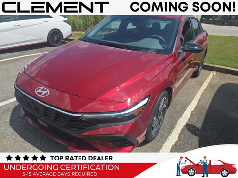 Used 2025 Hyundai Elantra SEL FWD image 1
