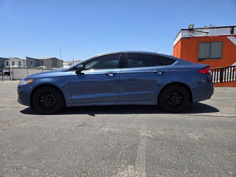 Used 2019 Ford Fusion S FWD image 2