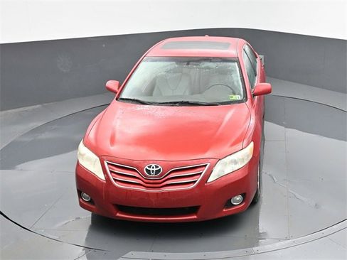 Used 2010 Toyota Camry XLE image 22