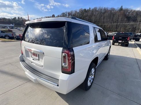 Used 2018 GMC Yukon Denali w/ Denali Ultimate Package image 3