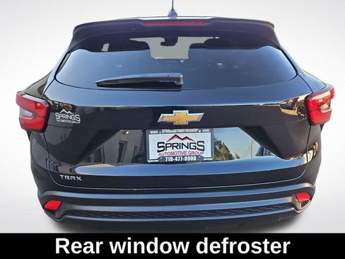 Used 2024 Chevrolet Trax LS FWD image 6
