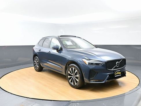 Used 2023 Volvo XC60 B5 Plus w/ Protection Package Premier image 8