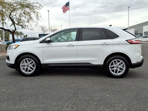 Used 2021 Ford Edge SEL image 4