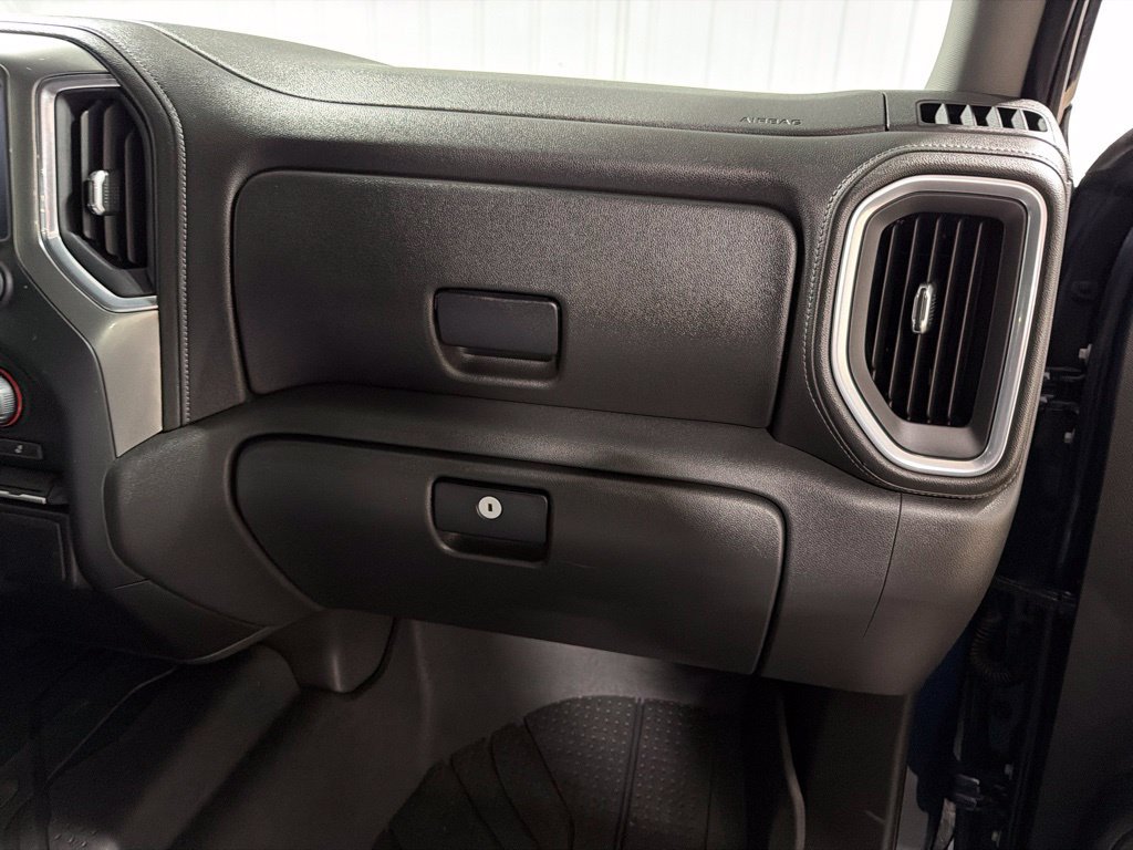 Used 2019 Chevrolet Silverado 1500 RST AWD/4WD image 24