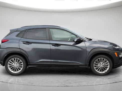 Used 2021 Hyundai Kona SEL w/ Cargo Package AWD/4WD image 2