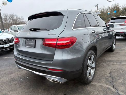 Used 2019 Mercedes-Benz GLC 300 4MATIC image 7