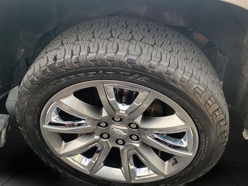 Used 2016 Chevrolet Tahoe LTZ AWD/4WD image 23