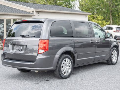 Used 2017 Dodge Grand Caravan SE w/ Power Window Group FWD image 10