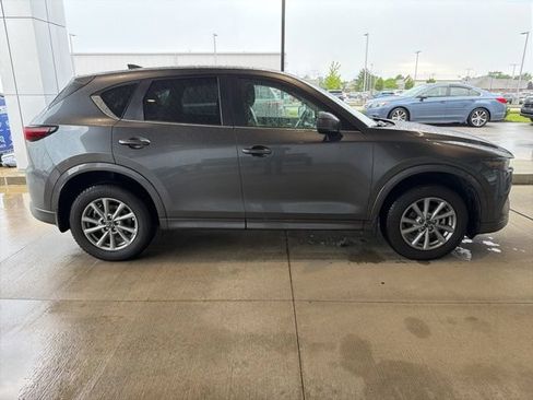 Used 2024 MAZDA CX-5 AWD 2.5 S w/ Select Package image 4