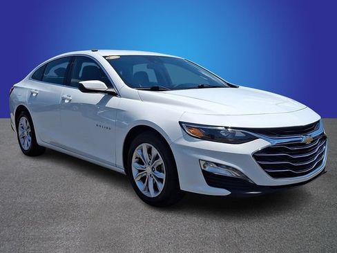Used 2023 Chevrolet Malibu LT w/ Driver Confidence Package FWD image 3