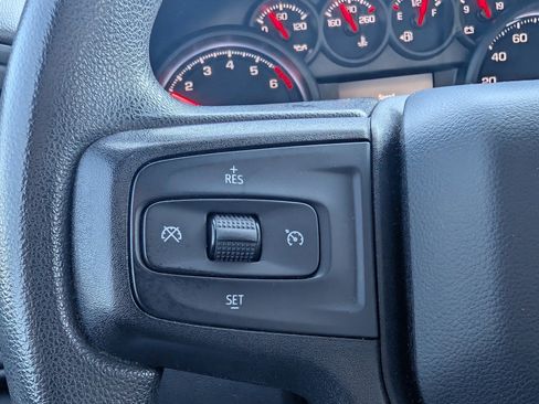 Used 2021 Chevrolet Silverado 1500 Custom image 12