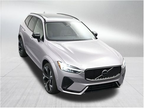 New 2026 Volvo XC60 T8 Ultra AWD/4WD image 19