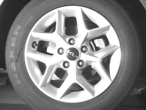 Used 2025 Kia Soul LX w/ LX Technology Package image 13