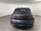Certified 2025 Porsche Macan image 6