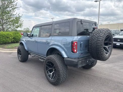 Used 2023 Ford Bronco Outer Banks image 4