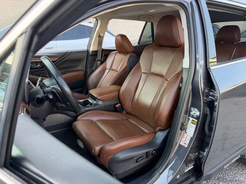 Used 2020 Subaru Outback Touring AWD/4WD image 16