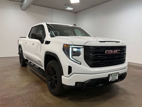 Used 2022 GMC Sierra 1500 Elevation AWD/4WD image 33