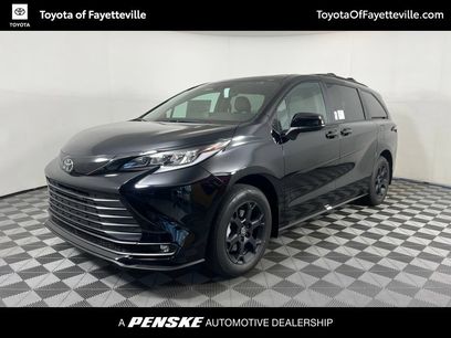 New 2026 Toyota Sienna XLE Woodland Edition