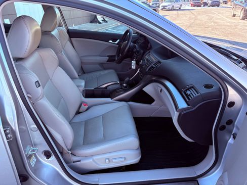 Used 2012 Acura TSX Sedan image 25