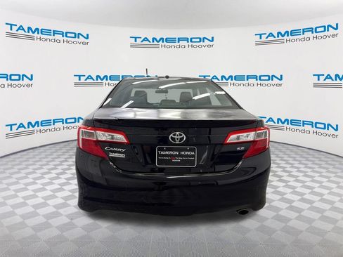 Used 2012 Toyota Camry SE FWD image 4