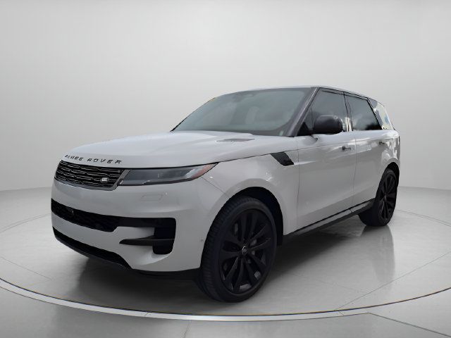 Used 2025 Land Rover Range Rover Sport SE AWD/4WD image 2