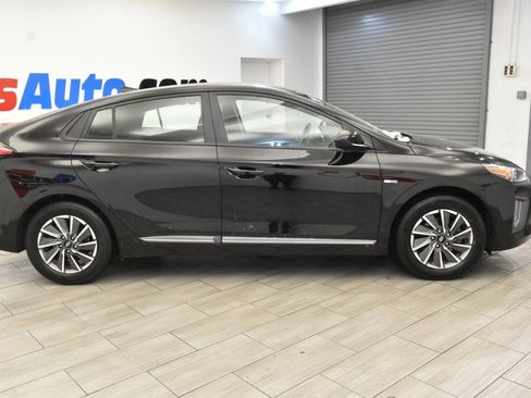 Used 2020 Hyundai Ioniq SE image 6