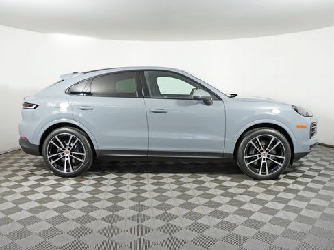 New 2026 Porsche Cayenne Coupe AWD/4WD image 8