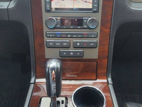 Used 2013 Lincoln Navigator 4WD image 9