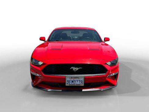 Used 2020 Ford Mustang Premium RWD image 8