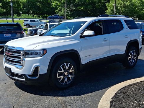 Used 2023 GMC Acadia SLE w/ Driver Convenience Package AWD/4WD image 3