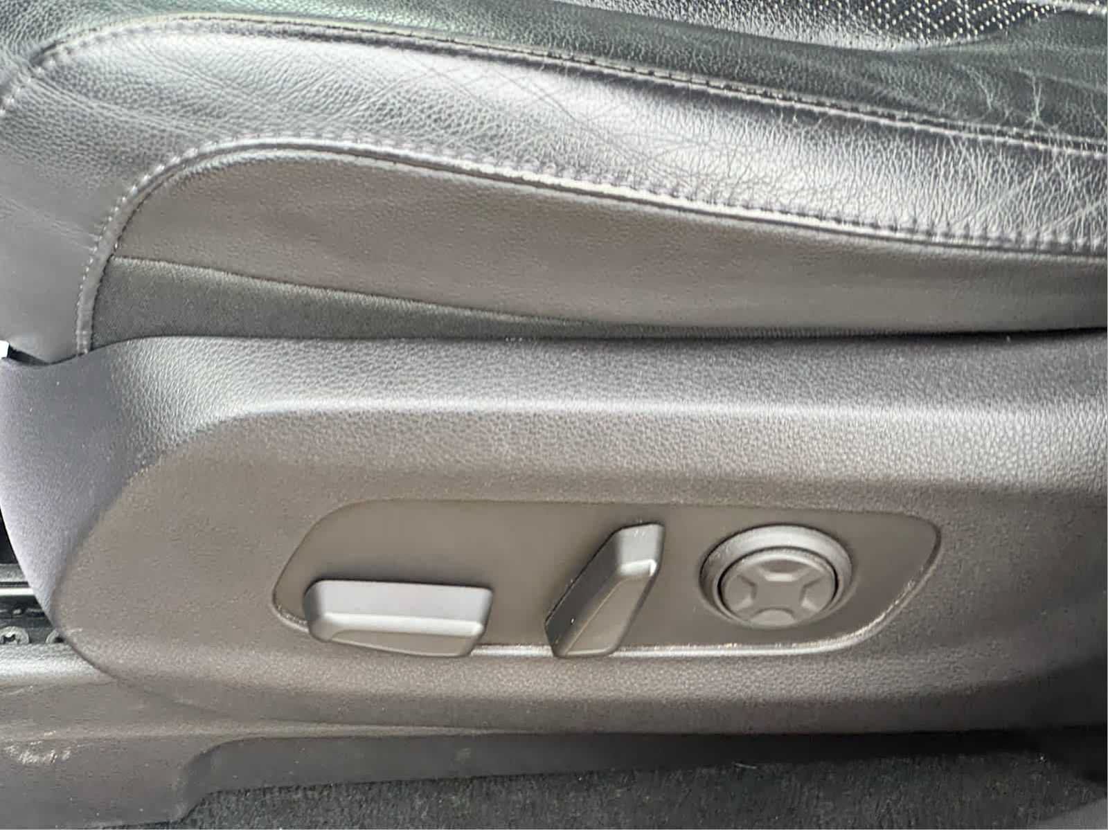 Used 2022 Kia Carnival SX Prestige FWD image 13