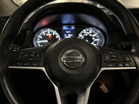 Used 2021 Nissan Rogue Sport S image 22