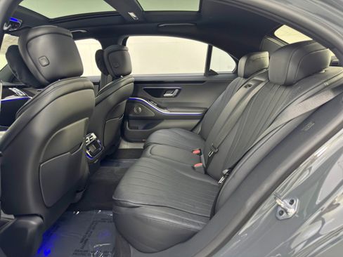 Used 2023 Mercedes-Benz S 500 4MATIC w/ AMG Line image 50