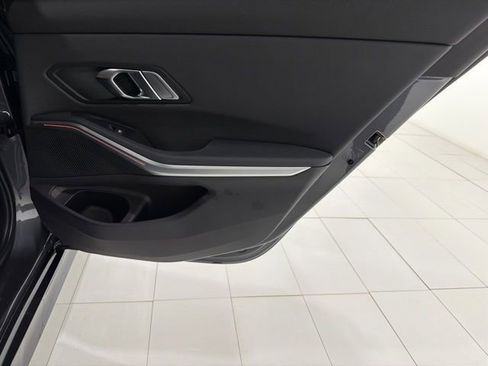 Used 2020 BMW 330i xDrive Sedan w/ Driving Assistance Package image 21