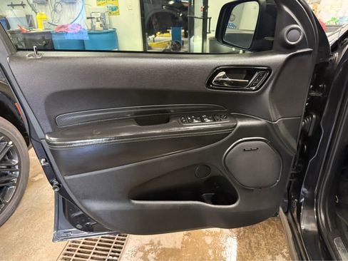 Used 2022 Dodge Durango SRT w/ Technology Group AWD/4WD image 22