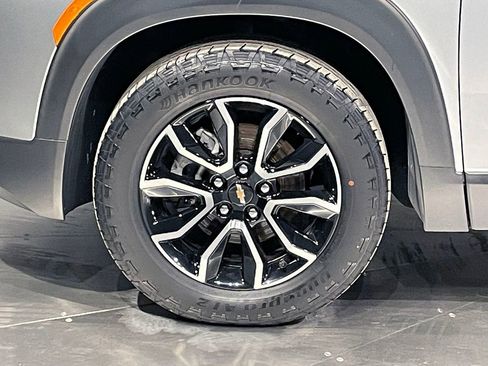 Used 2023 Chevrolet TrailBlazer ACTIV w/ Convenience Package image 36