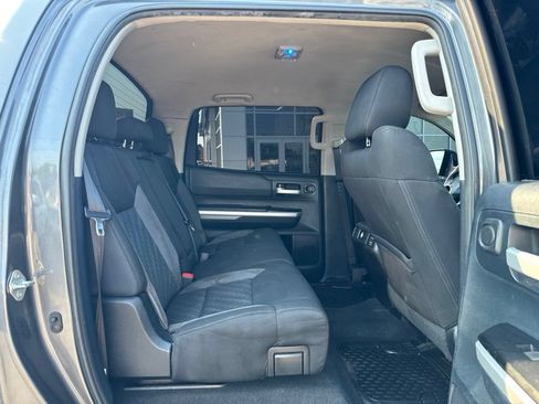 Used 2015 Toyota Tundra SR5 w/ SR5 Upgrade Package AWD/4WD image 24