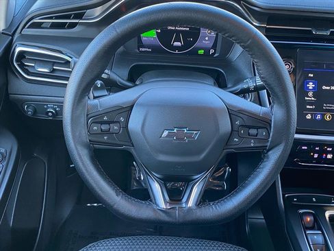 Used 2023 Chevrolet Bolt LT image 6