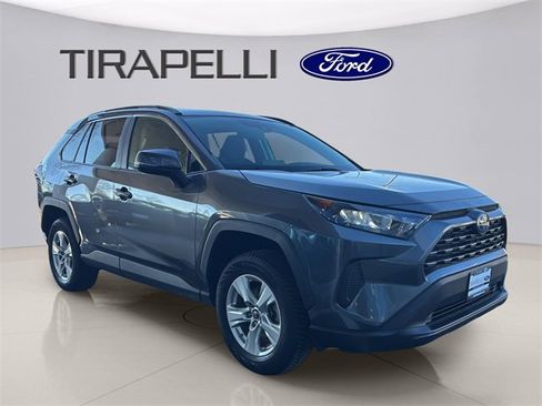 Used 2019 Toyota RAV4 LE image 10
