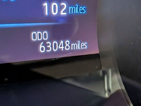 Used 2023 Toyota Camry LE image 18