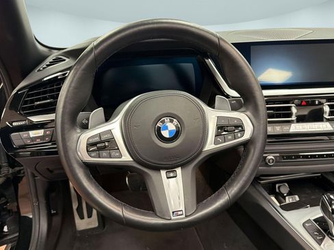 Used 2023 BMW Z4 sDrive30i w/ Convenience Package image 15